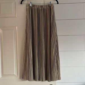 Peplum midi skirt size small